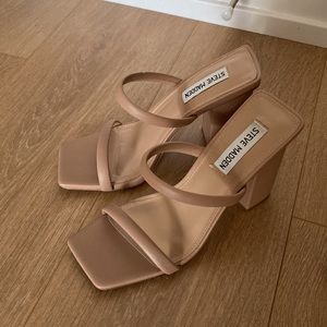 Steve Madden Blakee Heels Size 7.5